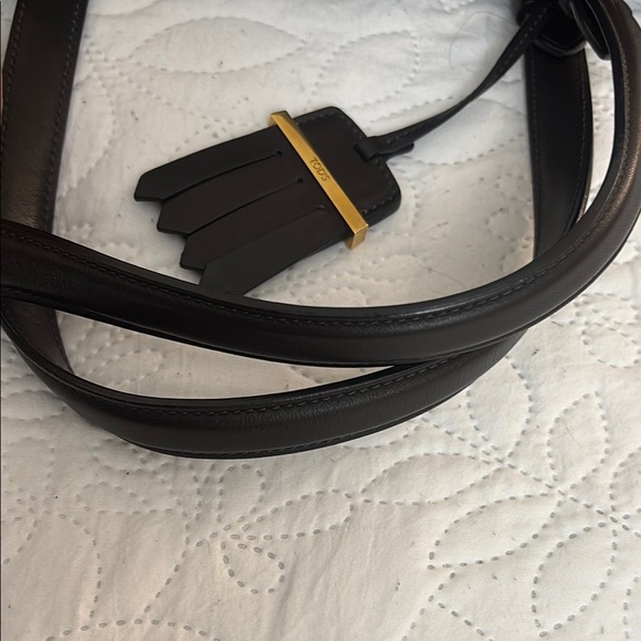 Tod's Vintage Black Leather Tote with Gold Accents Limited Edition Flower Bag - Picture 12 of 14